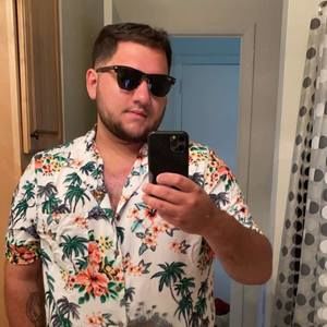 Meet your Posher, Parker